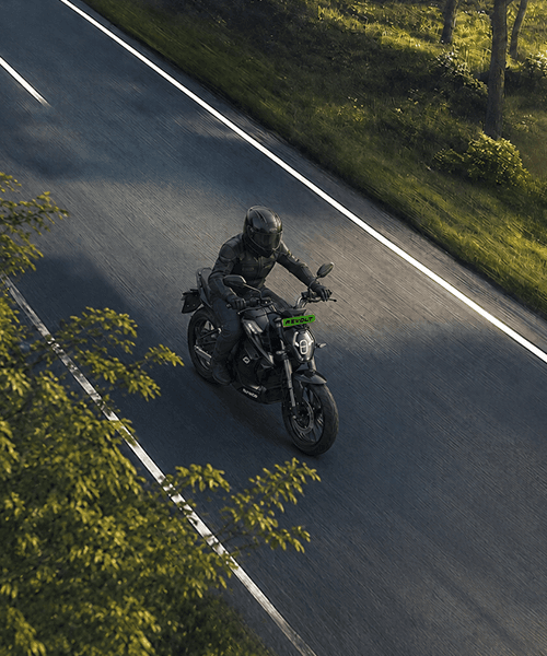 revolt 400 smart command features
